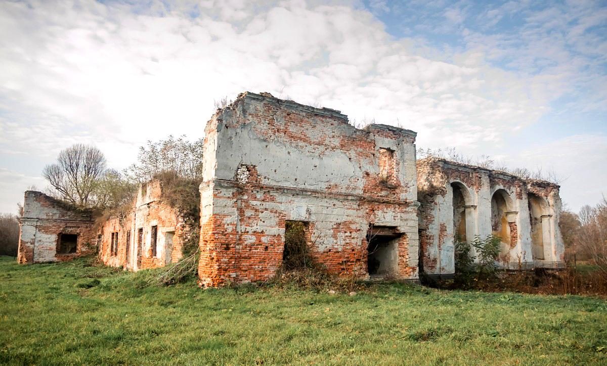 Руины Бернардинского монастыря в Бресте. 